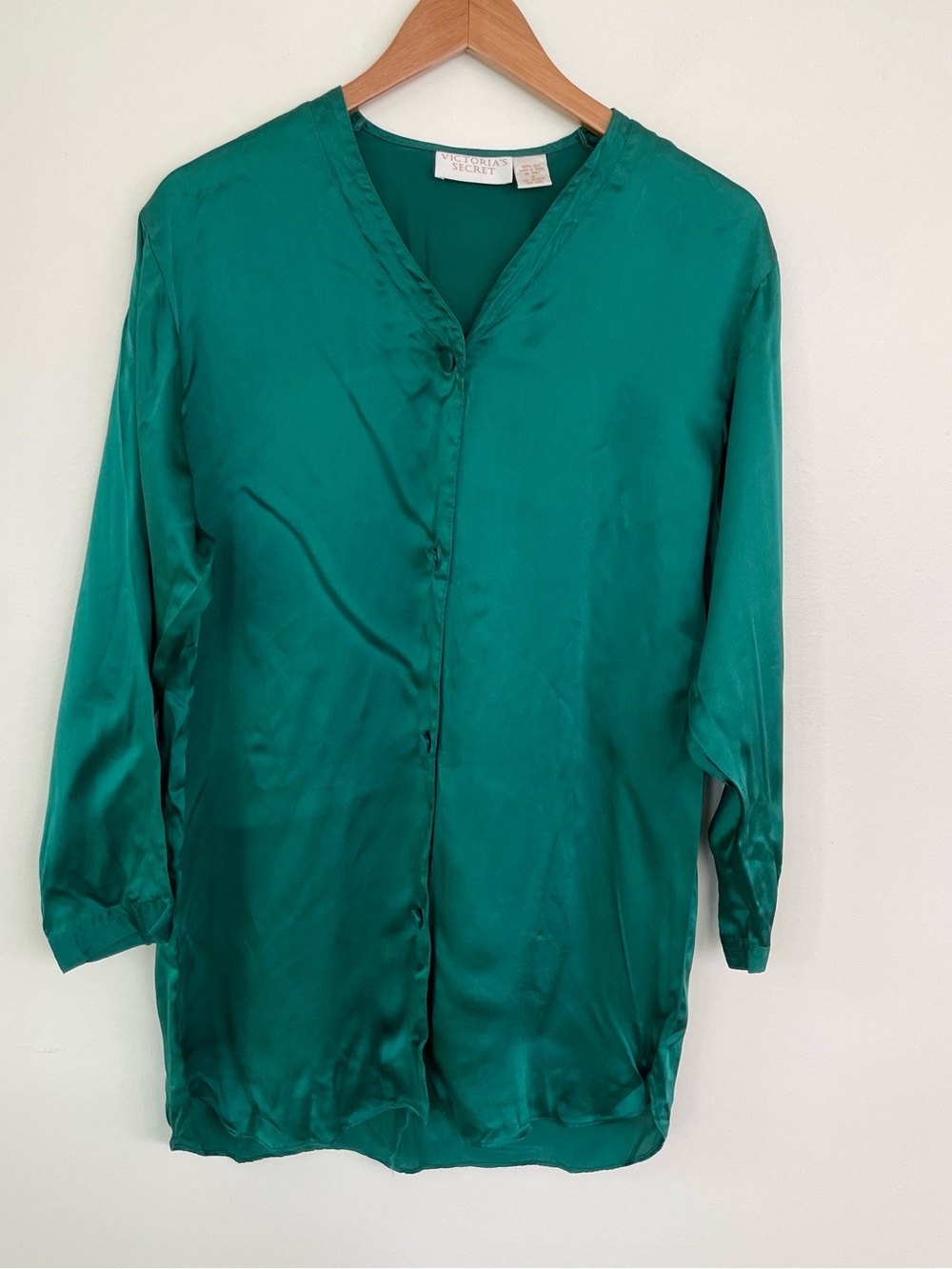 Victoria’s Secret Gold Label Vintage 100% Silk Emerald Green Sleep Shirt S Small